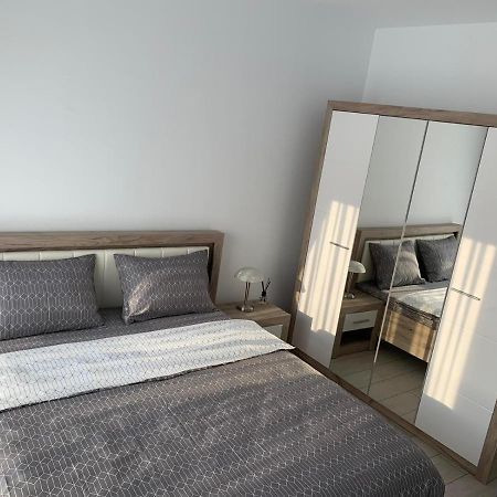 Apartament 2 Camere Prima Nufaru Oradea Exterior foto