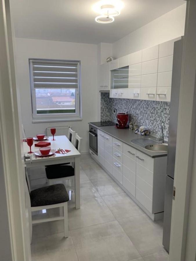 Apartament 2 Camere Prima Nufaru Oradea Exterior foto