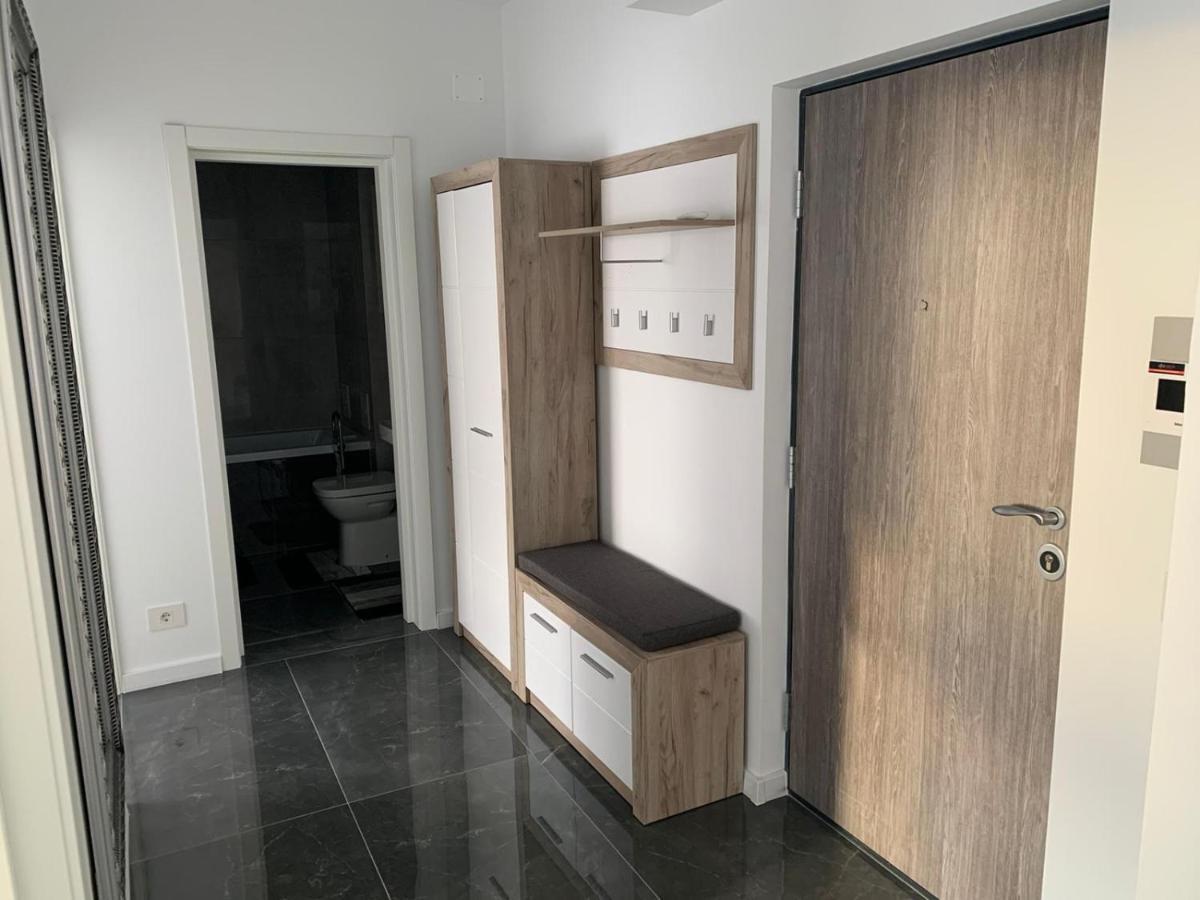 Apartament 2 Camere Prima Nufaru Oradea Exterior foto